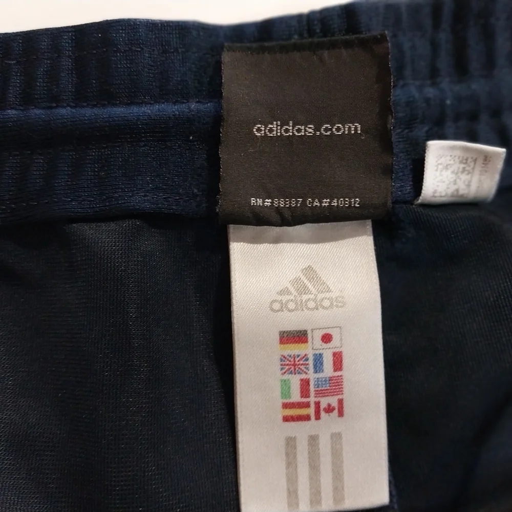 Adidas Men's Vintage Size XL  Navy Blue Athletic Shorts